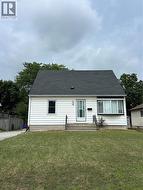 794 Pineview AVENUE Sarnia, ON N7V 2C8