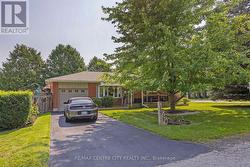 117 1/2 FLORA STREET St. Thomas, ON N5P 2Y1