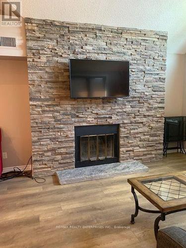 4 - 4421 BAYSIDE GRANDVIEW DRIVE , Huntsville, Ontario P1H 2N1 4