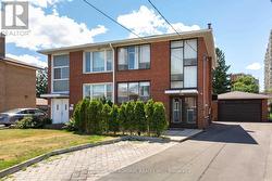 17 PAMILLE PLACE  Toronto, ON M6M 3A9
