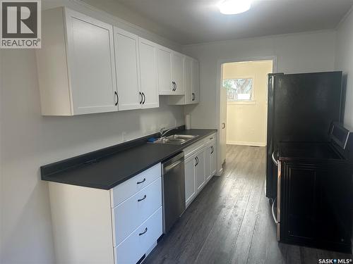 1841 York Street, Regina, SK - Indoor Photo Showing Kitchen With Double Sink