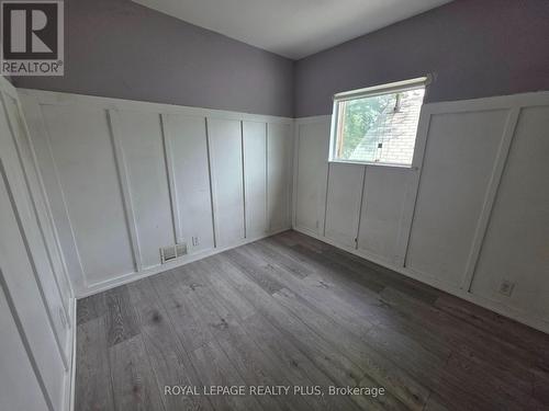 51 Edinburgh Avenue, Hamilton, ON - Indoor Photo Showing Other Room