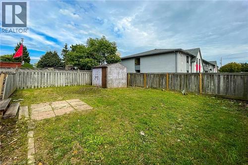 126 Fairington Crescent, Hamilton, ON - Outdoor