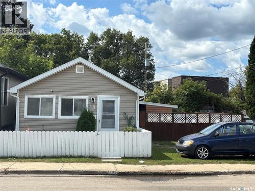 421 6th AVENUE E  Prince Albert, SK S6V 2J2