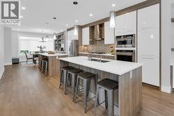 1412 41 Street SW  Calgary, AB T3C 1X6