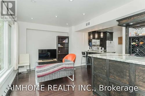 MAIN - 212 MILAN STREET , Toronto, Ontario M5A 3Z6 5