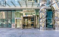 2612 - 1 BLOOR STREET E Toronto, ON M4W 0A8