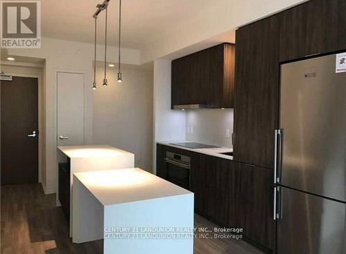2612 - 1 Bloor Street E, Toronto, ON - Indoor Photo Showing Kitchen