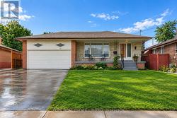 16 PIPESTONE PLACE Toronto, ON M9W 3V4