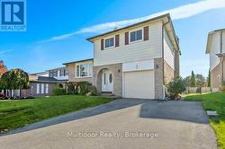 50 ROSALYNNE AVENUE  Clarington, ON L1C 3X8
