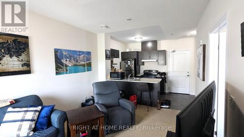 210 - 1360 COSTIGAN ROAD , Milton, Ontario L9T 0Y8 2