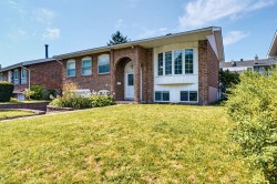 3255 Rue Beaulieu  Brossard, QC J4Z 2P8