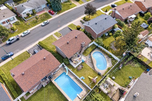 Vue d'ensemble - 3255 Rue Beaulieu, Brossard, QC - Outdoor With In Ground Pool With View