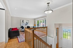 Salon - 