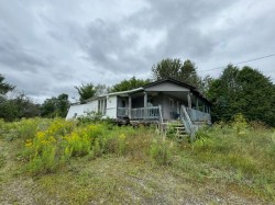 385 Route 105  Bois-Franc, QC J9E 3A9
