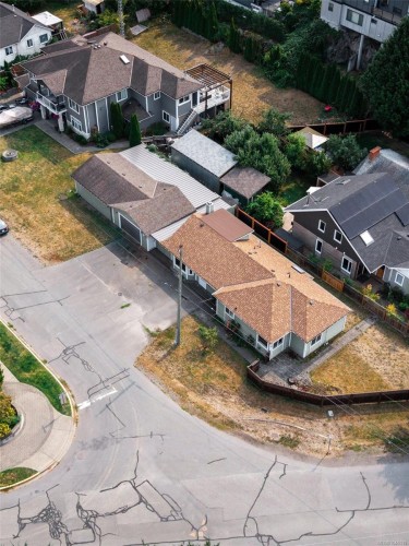 9 Camden Ave, View Royal, BC 