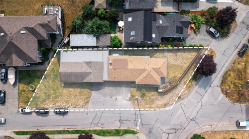 9 Camden Ave, View Royal, BC 