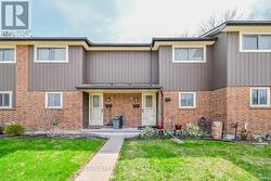 14 - 64 FORSTER STREET St. Catharines (Vine/Linwell), ON L2N 6T5