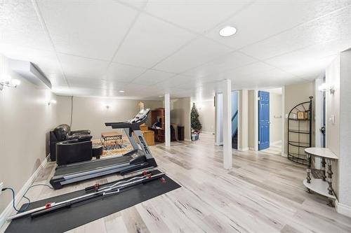 104 Copperstone Cr, Winnipeg, MB - Indoor Photo Showing Gym Room