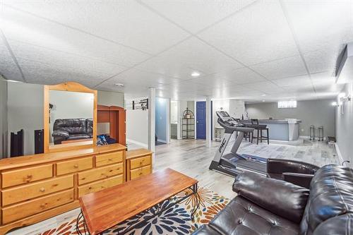 104 Copperstone Cr, Winnipeg, MB - Indoor