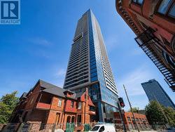 1801 - 609 SHERBOURNE STREET  Toronto, ON M4X 0A4