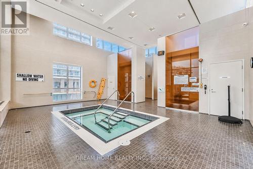 2608 - 121 Mcmahon Drive, Toronto, ON - Indoor Photo Showing Other Room