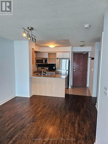 2606 - 18 Harrison Garden Boulevard, Toronto, ON - Indoor Photo Showing Kitchen