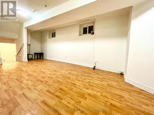 B - 108 LITTLELEAF DRIVE , Toronto, Ontario M1B 1Z2 5