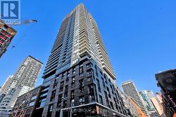 2205 - 115 BLUE JAYS WAY  Toronto, ON M5V 0N4