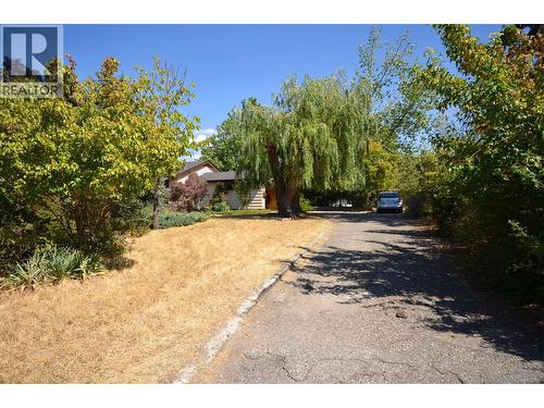 7609 Cunliffe Road, Coldstream, BC - Outdoor
