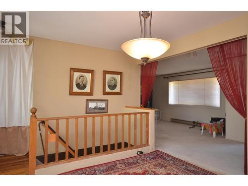 7609 Cunliffe Road, Coldstream, BC - Indoor Photo Showing Other Room