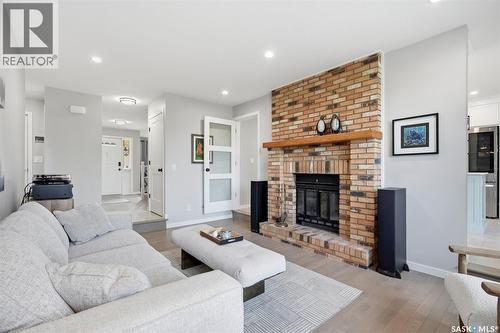 306 Whitewood Road, Saskatoon, SK - Indoor Photo Showing Living Room With Fireplace