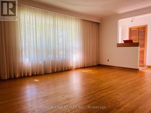 275 PARKVIEW AVENUE , Toronto, Ontario M2N 3Z3 4