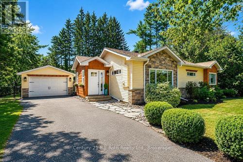 74 BASS LINE  Oro-Medonte (Prices Corners), ON L3V 0J9