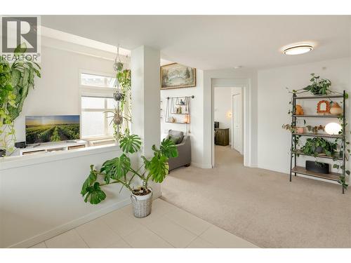 551 Yates Road Unit# 405, Kelowna, BC - Indoor Photo Showing Other Room