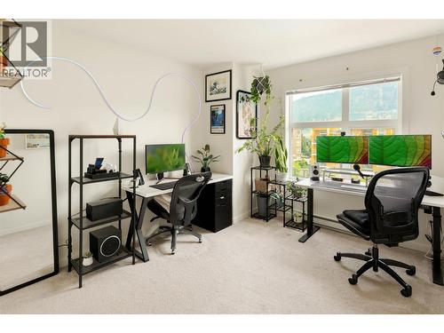 551 Yates Road Unit# 405, Kelowna, BC - Indoor Photo Showing Office