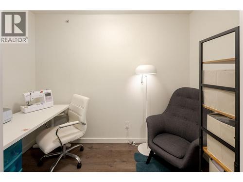 551 Yates Road Unit# 405, Kelowna, BC - Indoor Photo Showing Office