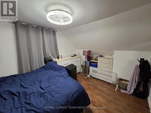 1247 Summerville Avenue, Ottawa, ON - Indoor Photo Showing Bedroom