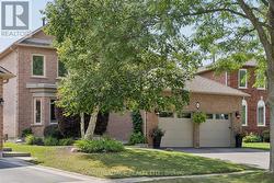 63 KENNETT DRIVE  Whitby, ON L1P 1L5