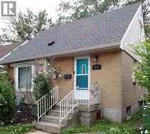15 BLAIR Avenue  Hamilton, ON L8H 6E6