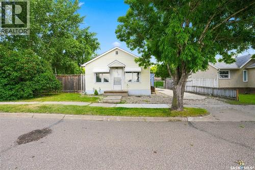 1832 101st STREET  North Battleford, SK S9A 1B1