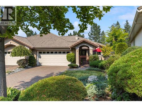 Front entrance and driveway. - 4400 Gallaghers Drive E Unit# 2, Kelowna, BC - Outdoor