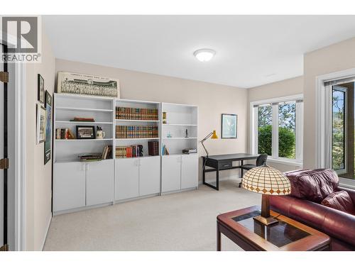 Downstairs walk out family room. - 4400 Gallaghers Drive E Unit# 2, Kelowna, BC - Indoor