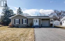 32 CANAL STREET  Georgina, ON L4P 1K5