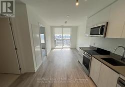 526 - 3100 KEELE STREET  Toronto, ON M3M 0E1