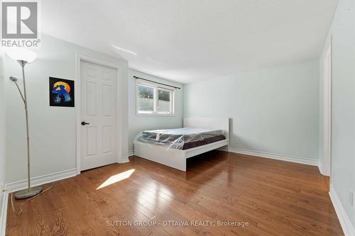 16 Crimson Gate, Ottawa, ON - Indoor Photo Showing Bedroom