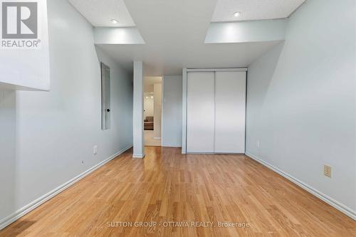 16 Crimson Gate, Ottawa, ON - Indoor Photo Showing Other Room
