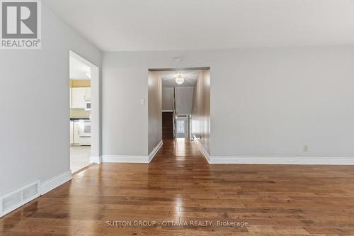 16 Crimson Gate, Ottawa, ON - Indoor Photo Showing Other Room