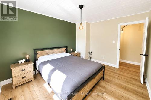 1138 Siesta Drive, Tiny, ON - Indoor Photo Showing Bedroom