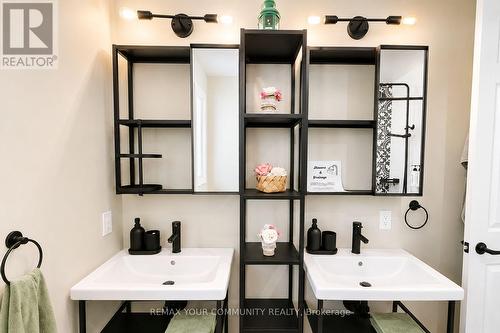 1138 Siesta Drive, Tiny, ON - Indoor Photo Showing Bathroom